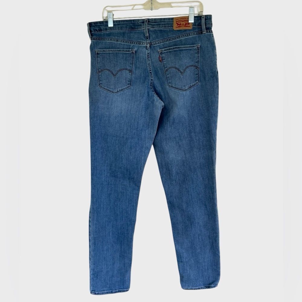 Levi’s 711 Skinny Distressed Jeans - Picture 4 of 5